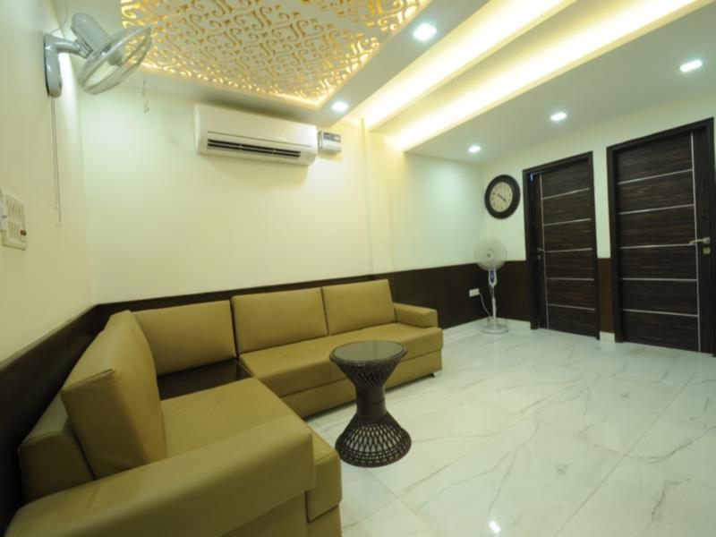 Hotel Hill Palace -Near Karol Bagh Metro Station Дели Экстерьер фото
