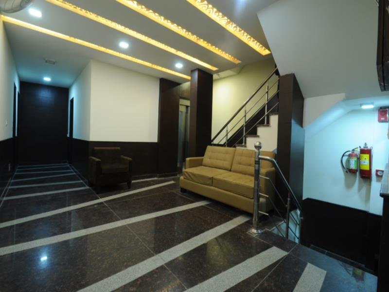 Hotel Hill Palace -Near Karol Bagh Metro Station Дели Экстерьер фото