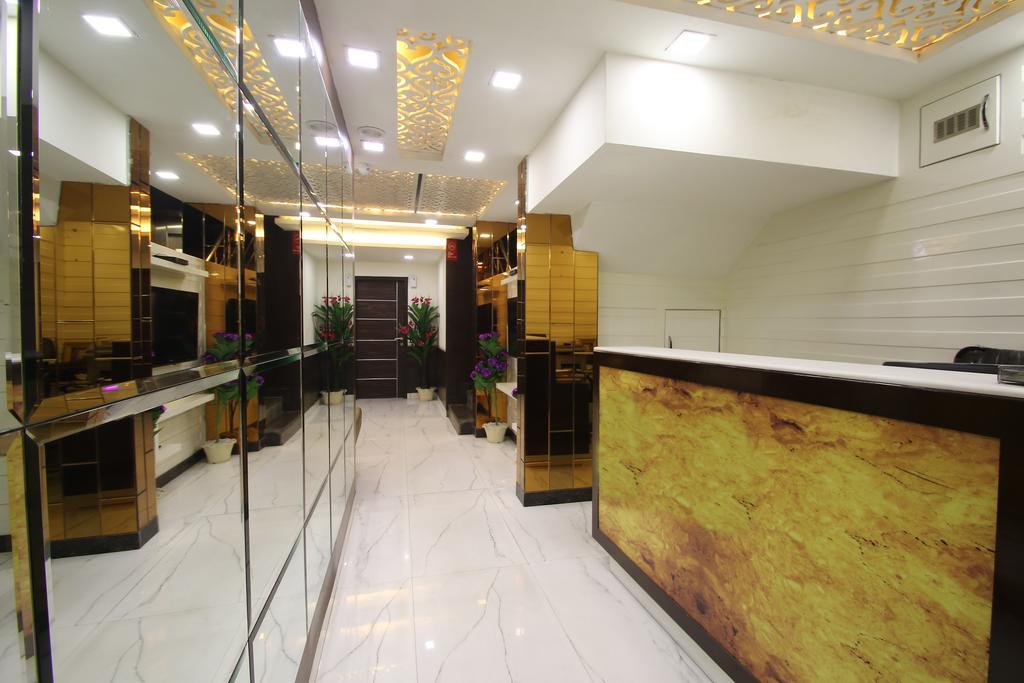 Hotel Hill Palace -Near Karol Bagh Metro Station Дели Экстерьер фото