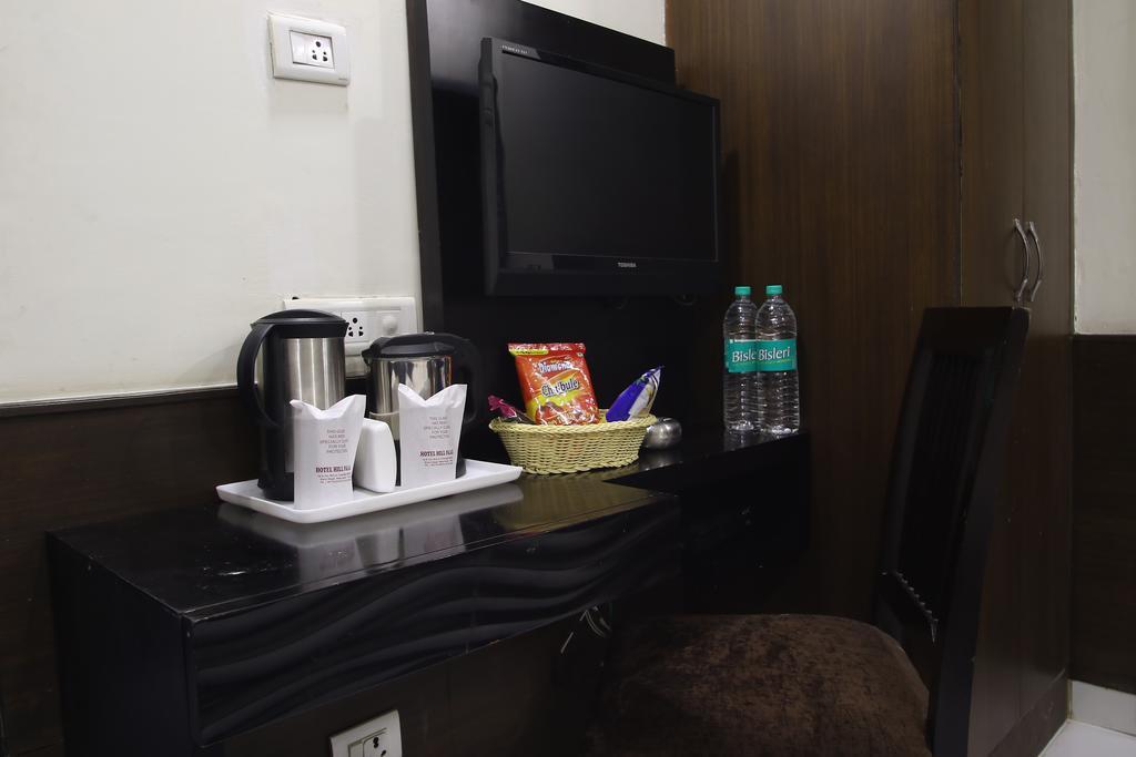 Hotel Hill Palace -Near Karol Bagh Metro Station Дели Экстерьер фото